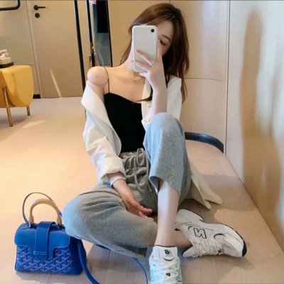 一个死气沉沉的夏天